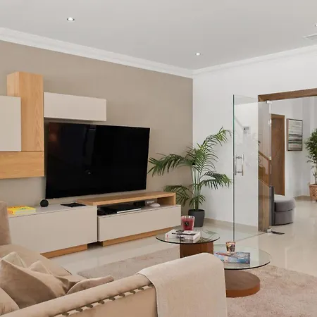 Karat Lusso Адехе