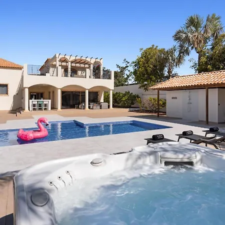 Karat Lusso Villa Costa Adeje (Tenerife)