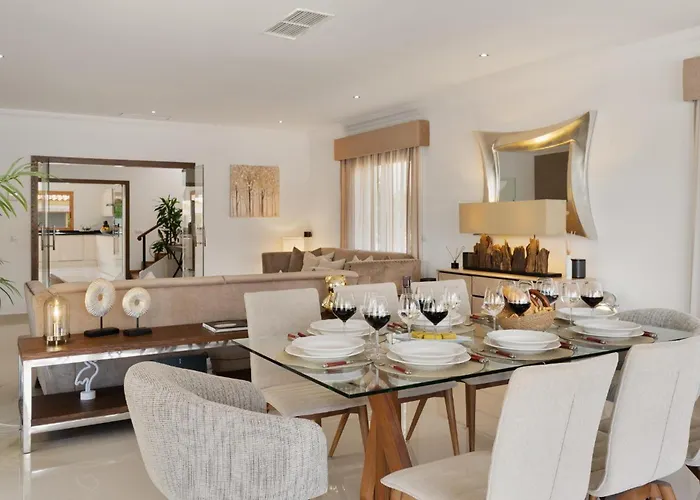 וילה Karat Lusso