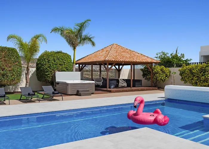 Karat Lusso וילה *