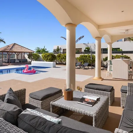 Karat Lusso Villa *