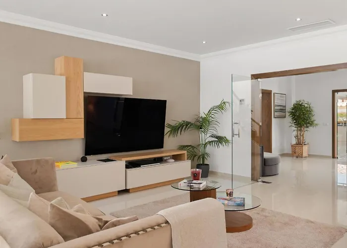 Karat Lusso 阿德耶